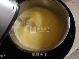 椰丝香蕉杯子蛋糕的做法步骤：4