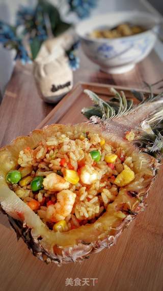 泰式鲜虾咖喱菠萝饭的做法步骤：9