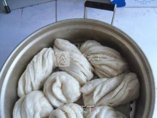 拧劲花卷的做法步骤：13