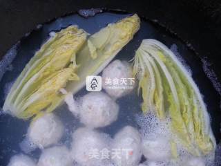 水氽鸡虾肉丸的做法步骤：11