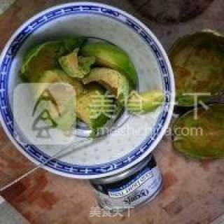 吞拿牛油果饭团的做法步骤：3