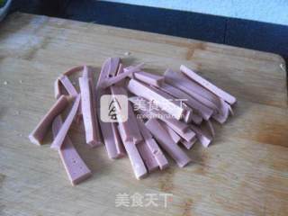 肉肠黄花菜的做法步骤：3