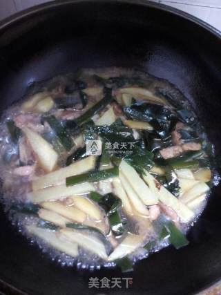 海带土豆条的做法步骤：8