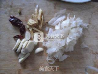 清炖大头鱼的做法步骤：3