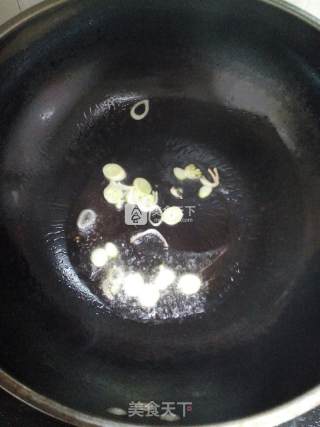 蒜苗白玉菇的做法步骤：4