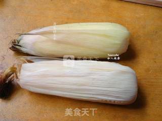 蜜汁烤玉米棒的做法步骤：1