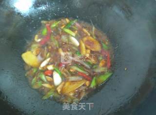 带鱼烧白萝卜的做法步骤：5