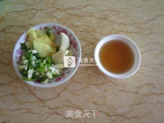 蜜汁带鱼的做法步骤：2