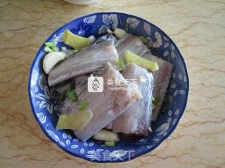 蜜汁带鱼的做法步骤：3
