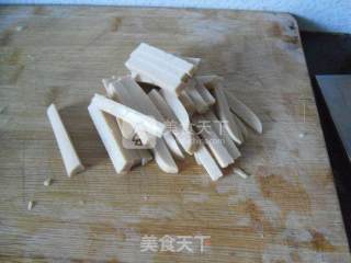 肉肠圆白菜的做法步骤：3