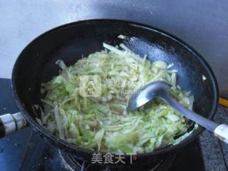 肉肠圆白菜的做法步骤：7