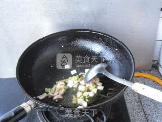 烧黄豆芽的做法步骤：4