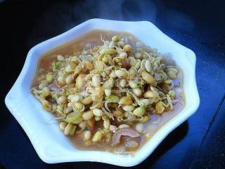 烧黄豆芽的做法步骤：9