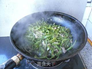 肉丝炒豆角的做法步骤：11
