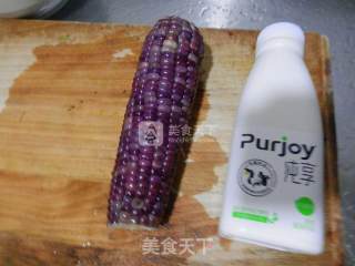 酸奶紫玉米的做法步骤：1