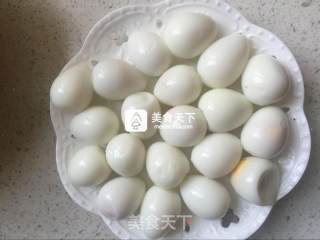 虎皮鹌鹑蛋的做法步骤：2