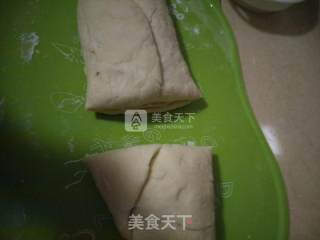 炼乳大面包的做法步骤：4