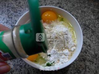 芹菜虾肉鸡蛋饼的做法步骤：6