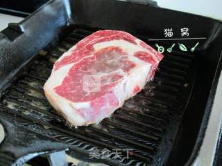 红酒黑椒牛排的做法步骤：3