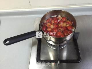山楂的最优解---葡萄酒塞版*炒红果的做法步骤：7