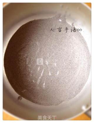 简单又美味的手工黑芝麻糊的做法步骤：5