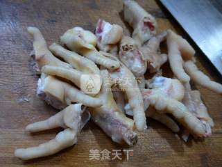 凤爪烧雷笋的做法步骤：4