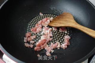 五色果蔬小炒的做法步骤：2