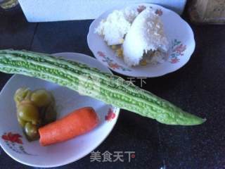 三丁炒饭的做法步骤：1