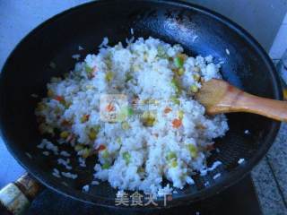 三丁炒饭的做法步骤：7