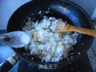 三丁炒饭的做法步骤：8