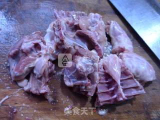 油炸鸡骨架的做法步骤：3