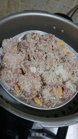 粉蒸排骨的做法步骤：8