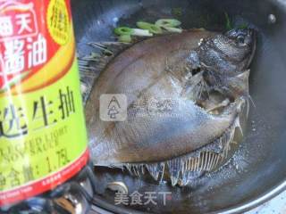 葱姜小嘴鱼的做法步骤：6