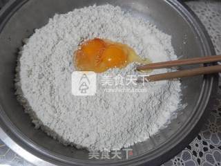 炸油角的做法步骤：1