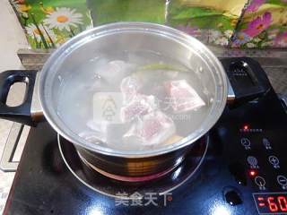 玉竹排骨汤的做法步骤：4
