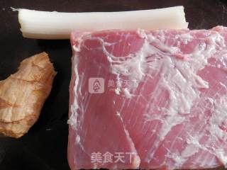 梅菜扣肉的做法步骤：1