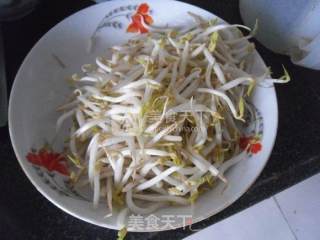 素炒绿豆芽的做法步骤：2