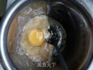 蜂蜜香蕉松饼的做法步骤：3
