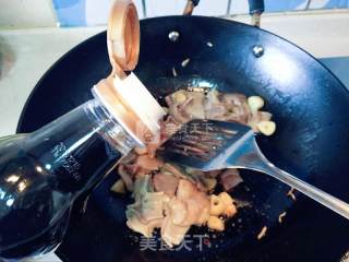 大蒜烧肚块的做法步骤：4