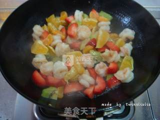 水果炒虾仁的做法步骤：7