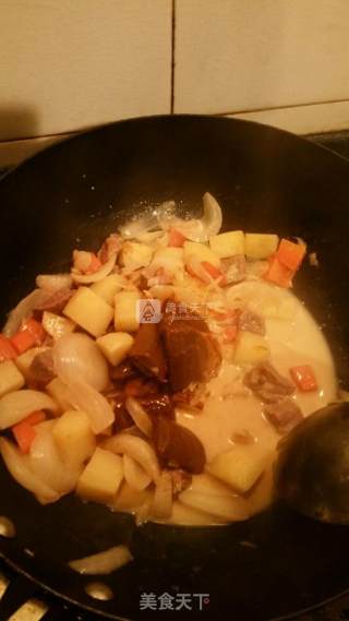 土豆咖喱牛肉饭的做法步骤：5