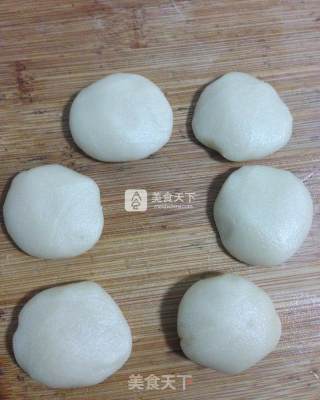 老婆饼的做法步骤：2