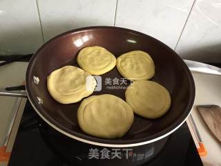 玉米糯米饼的做法步骤：7