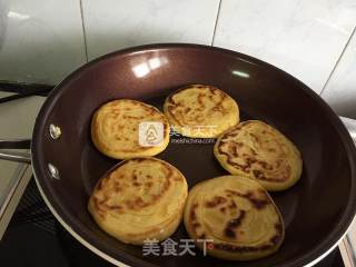 玉米糯米饼的做法步骤：8