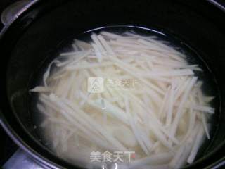 醋溜土豆丝的做法步骤：3