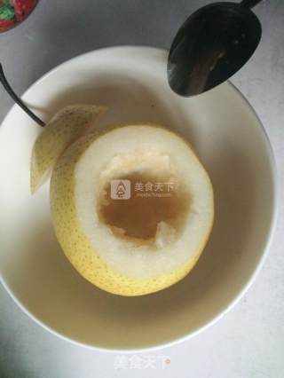 炖梨盅的做法步骤：3