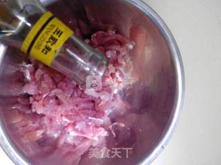京酱肉丝的做法步骤：2