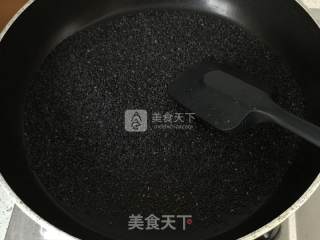 五色汤圆的做法步骤：1