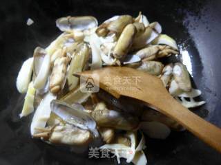 雷笋炒蛏子的做法步骤：5