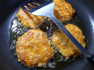鸡蛋泡菜山药饼饼的做法步骤：8